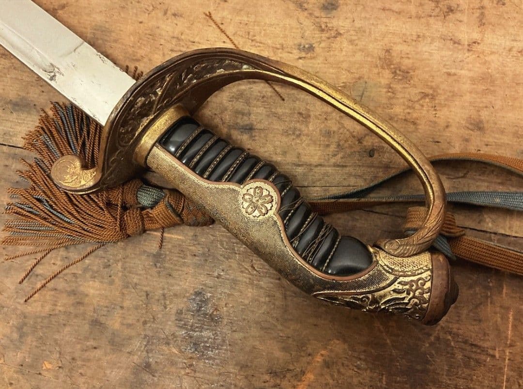 【当時物】日本軍 帝国陸軍 軍刀 指揮刀 模造刀 模造刀身 サーベル【刀緒付②】