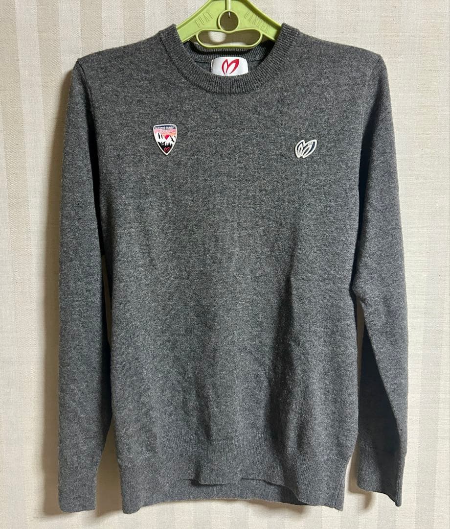 MASTER BUNNY EDITION グレー長袖セーター