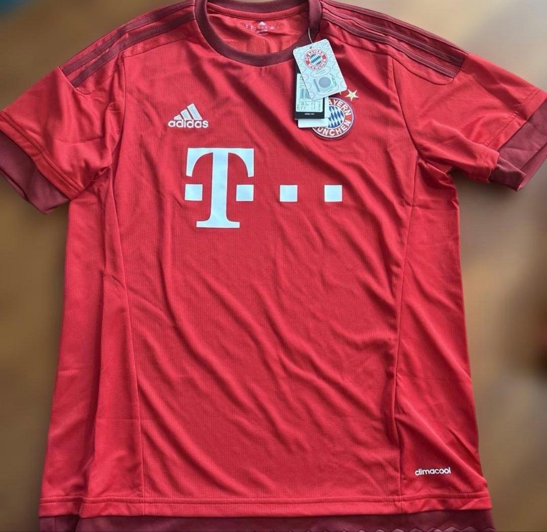 新品タグ付きadidas バイエルンミュンヘンユニフォーム他２点セットM