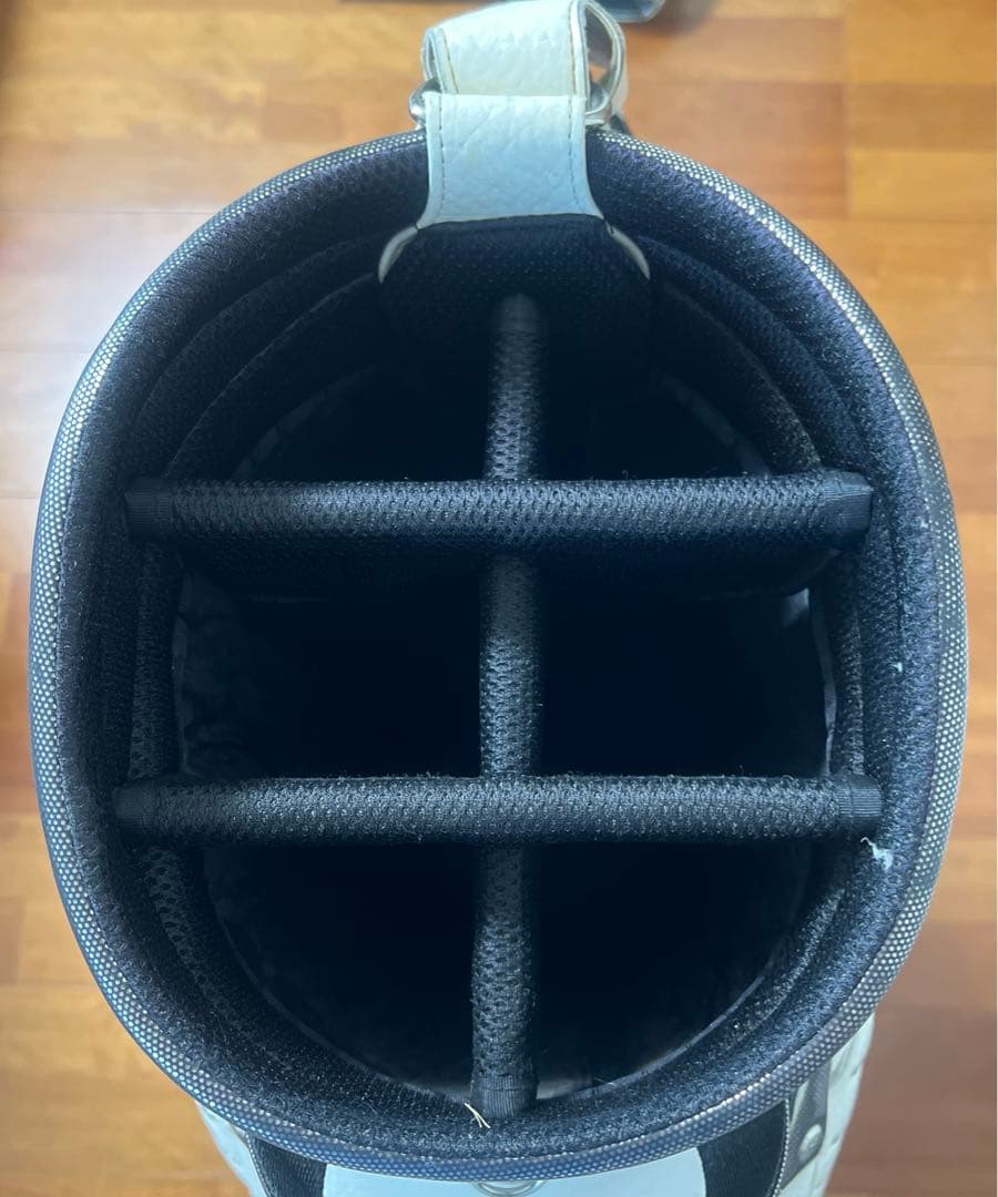 ダンスウィズドラゴン キャディバッグ ホワイト