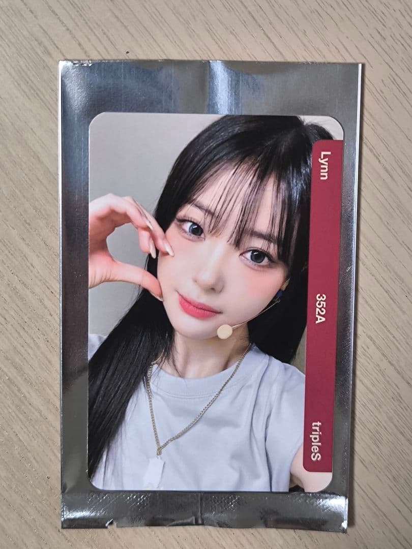 tripleS Lynn リン 日本FC AA352a Objekt