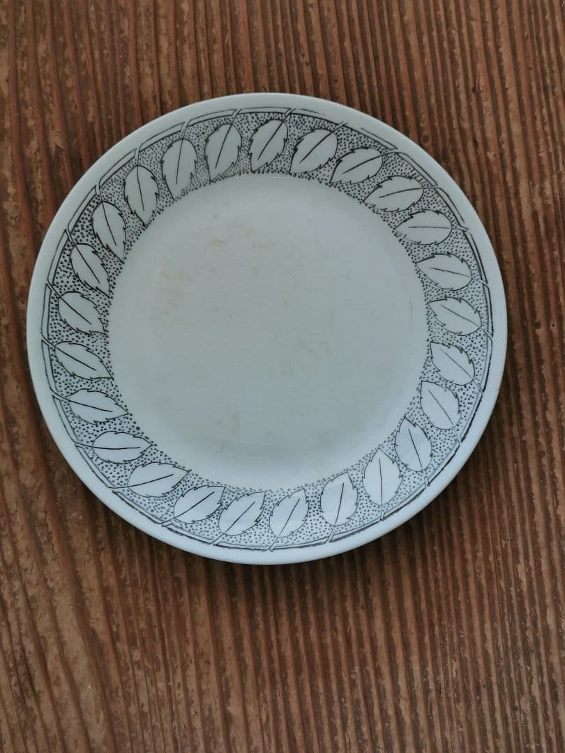 ヴィンテージ スウェーデン イェフレ ブラード リーフ 葉の線描と点描 プレート