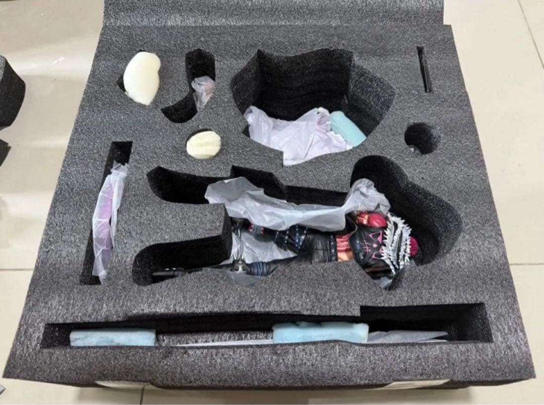 【教皇】 カタクリ ガレージキットフィギュア