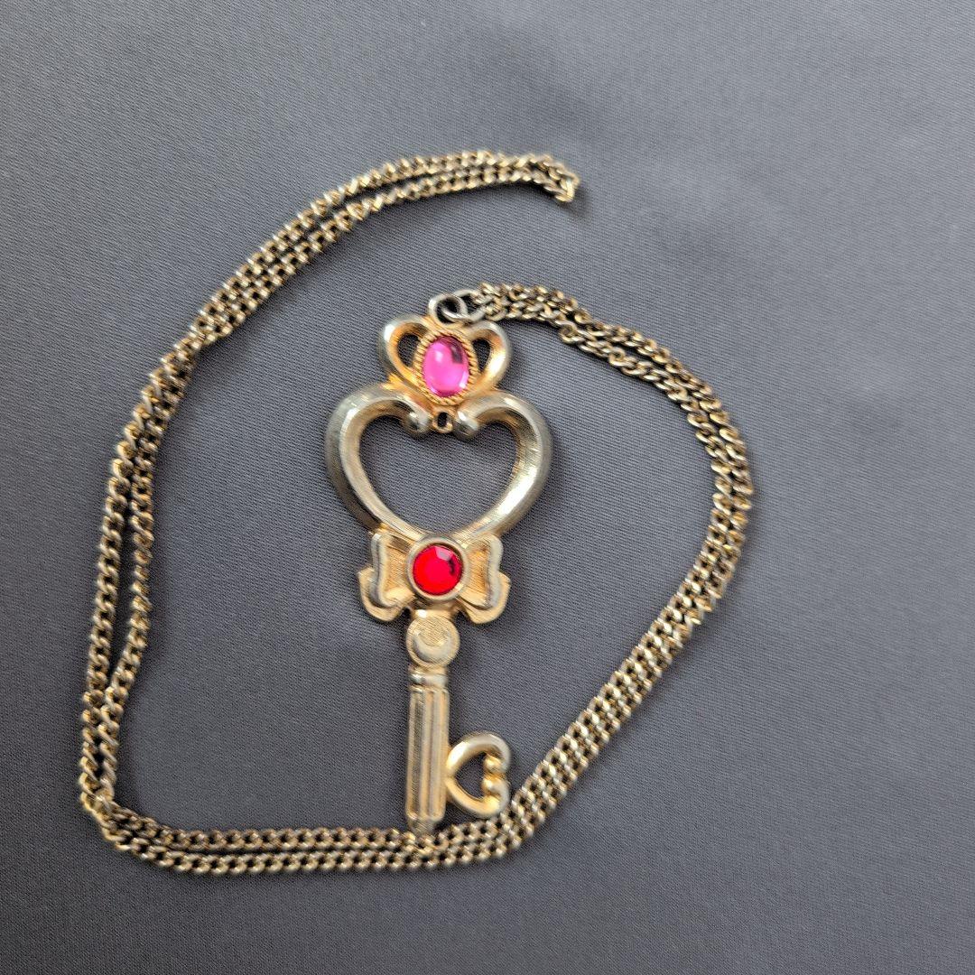 美少女戦士セーラームーン　　時空の鍵　ネックレス