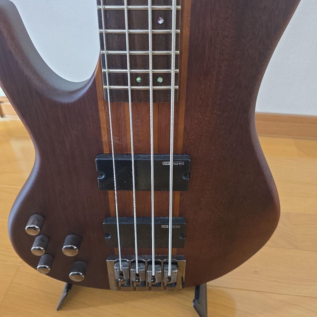 ESP LTD D-4 LH 左利きエレキベース 4弦 スルーネック