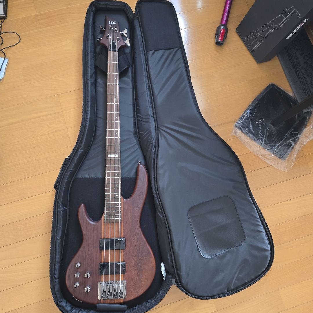 ESP LTD D-4 LH 左利きエレキベース 4弦 スルーネック