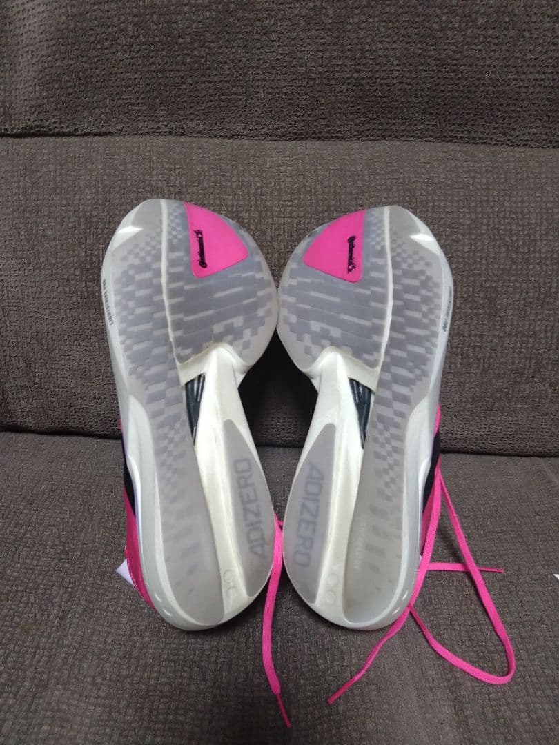 アディゼロ　タクミセン11 26センチ