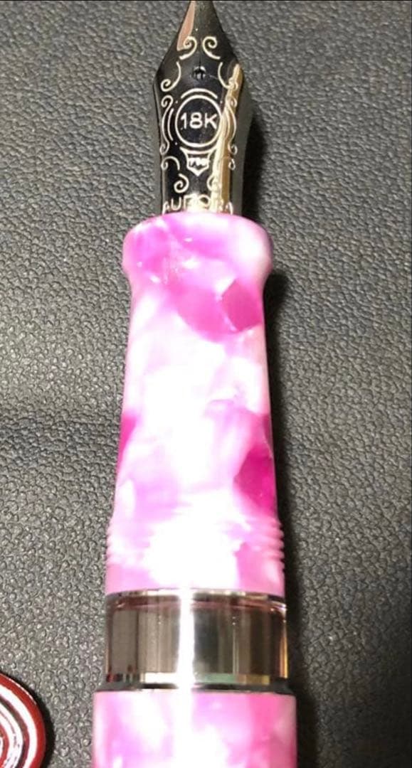 アウロラ　万年筆カレイドスコーピオ　ルーチェローザ　字幅M インク付き