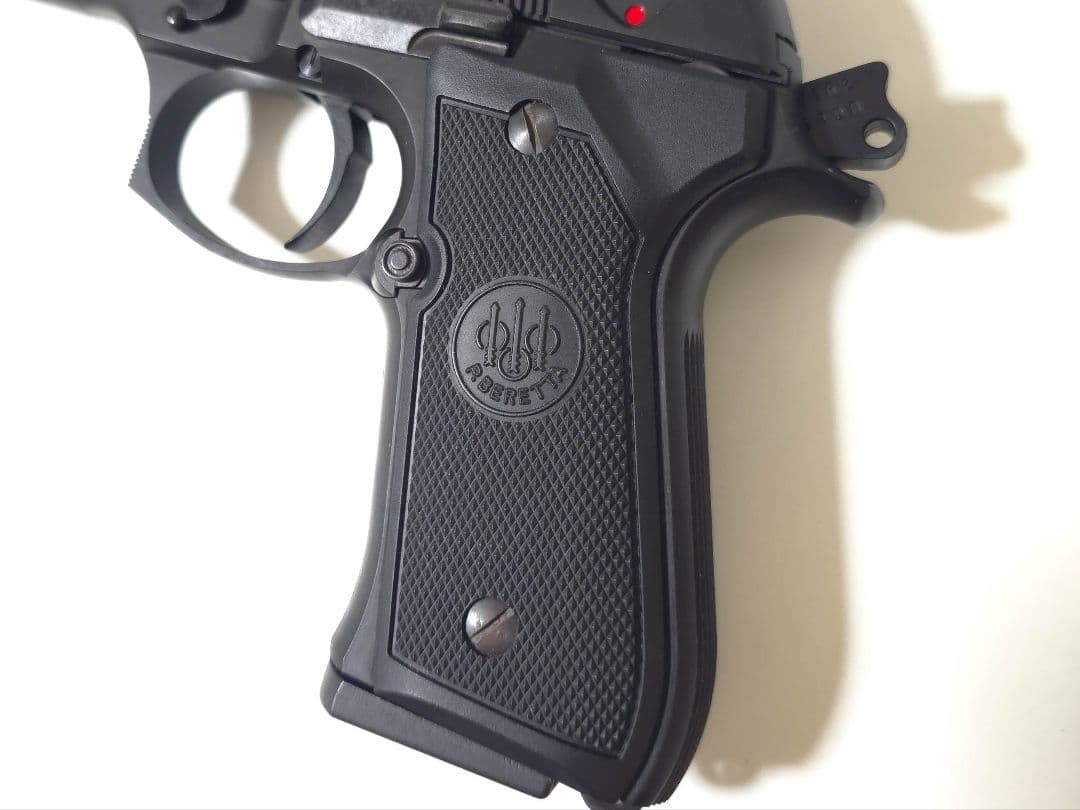 KSC BERETTA M92F HW システム7 ベレッタグリップ交換済み
