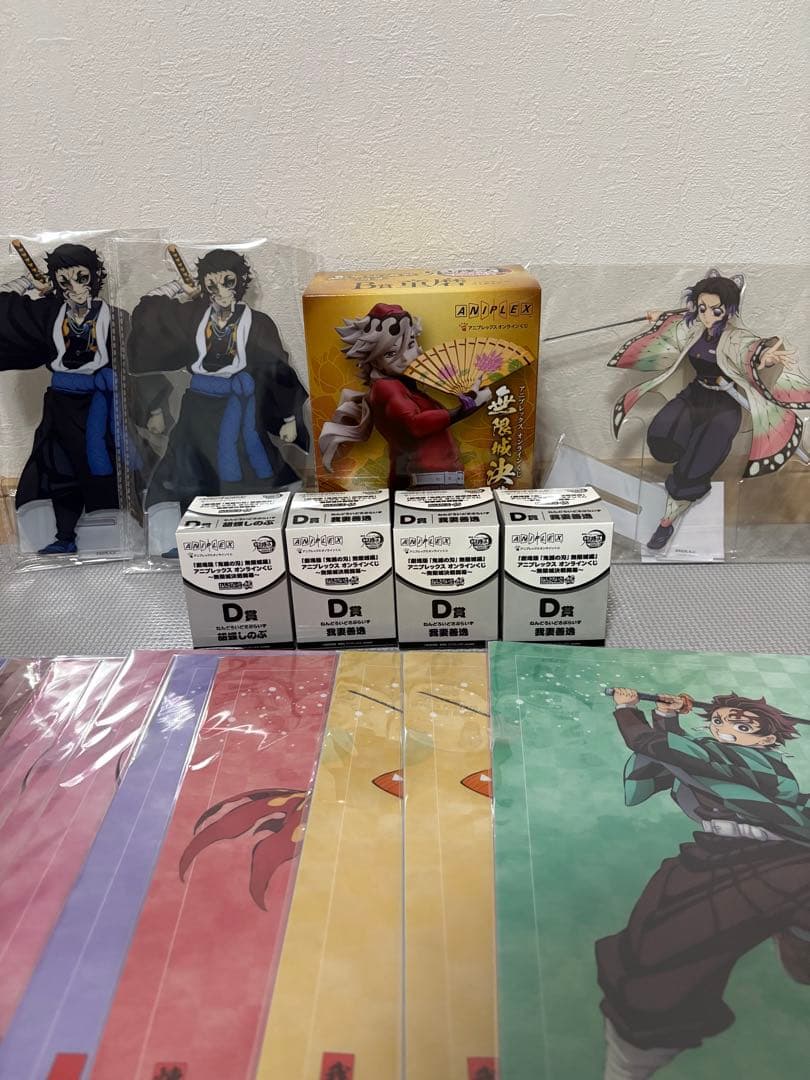 鬼滅の刃 アニプレックスオンラインくじ　童磨　フィギュア　アクスタ　ねんどろいど