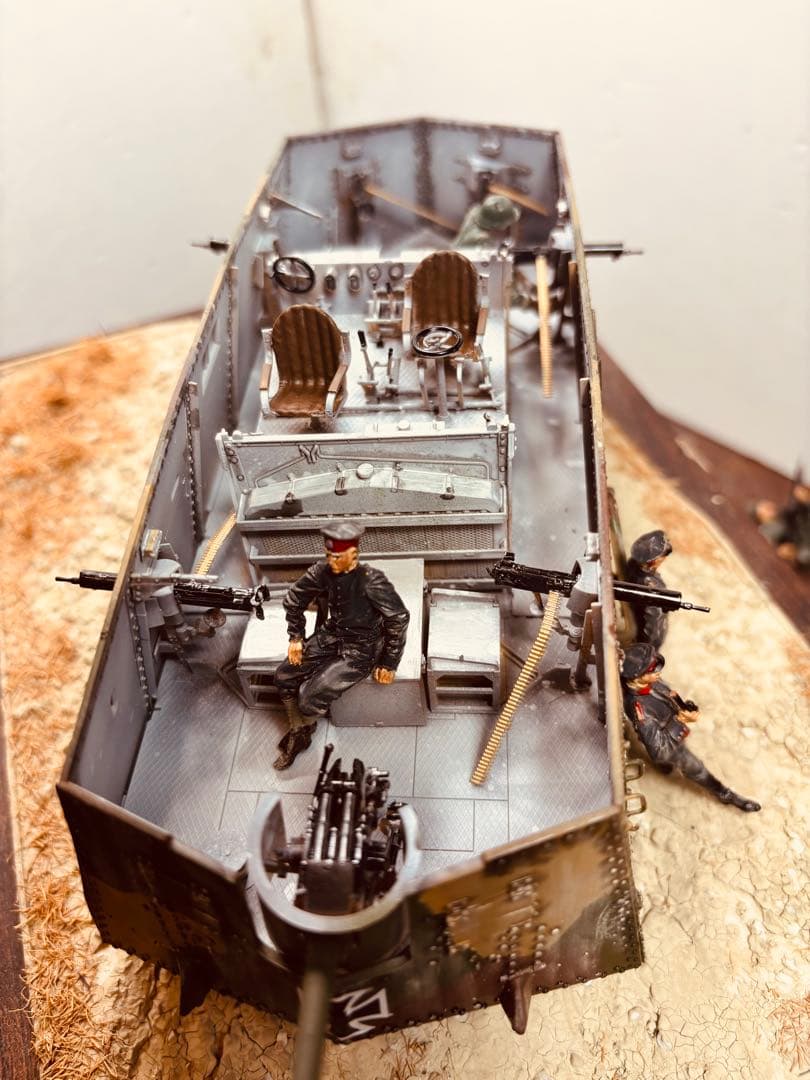 WWI ドイツ帝国陸軍戦車 A7V1/35スケールモデル