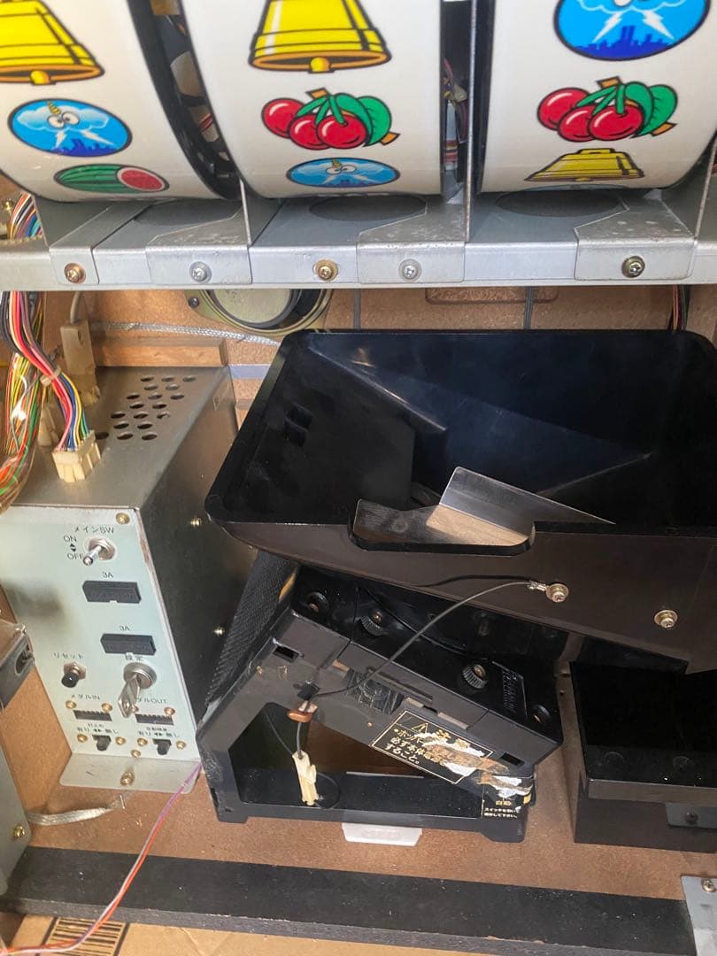 サンダーV 中パネルフルLED仕様 不要機付 パチスロ実機 4号機