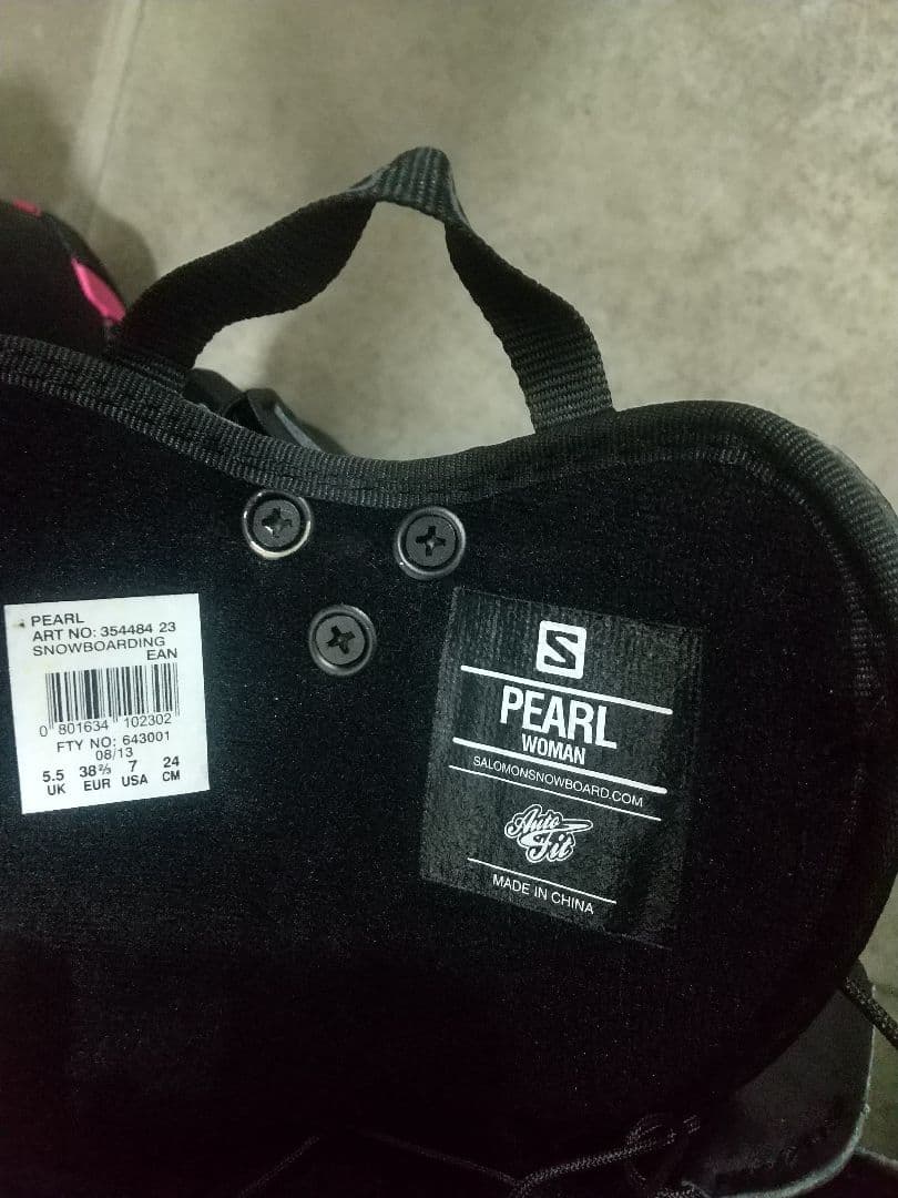 美品 SALOMON 24cm スノーボードブーツ