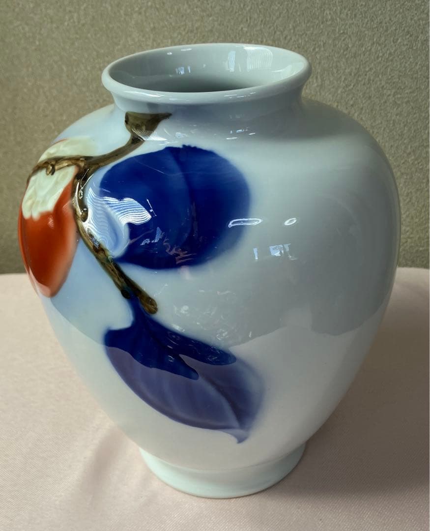 深川製磁器　柿の絵　白磁　シンプル　宮内庁御用達　浮き絵が繊細