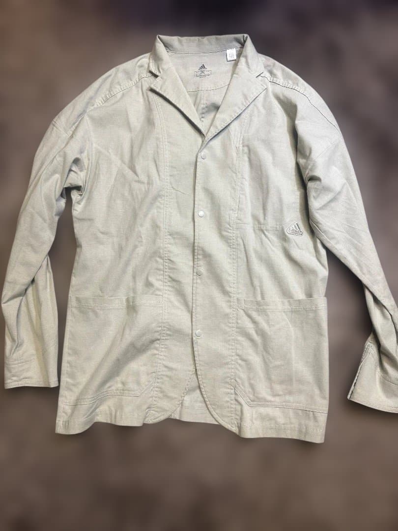 adidas ライトグレー ジャケット クラブハウス入退館時に。 XOサイズ