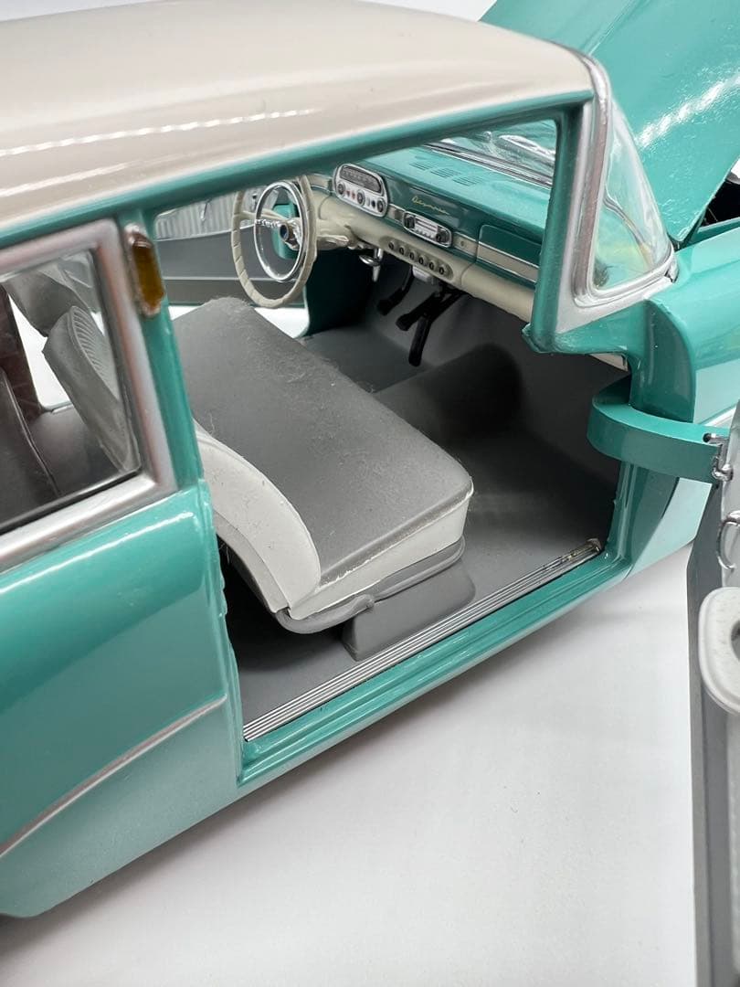 No434ミニカー1/18箱ありOPEL REKORD P1 1958