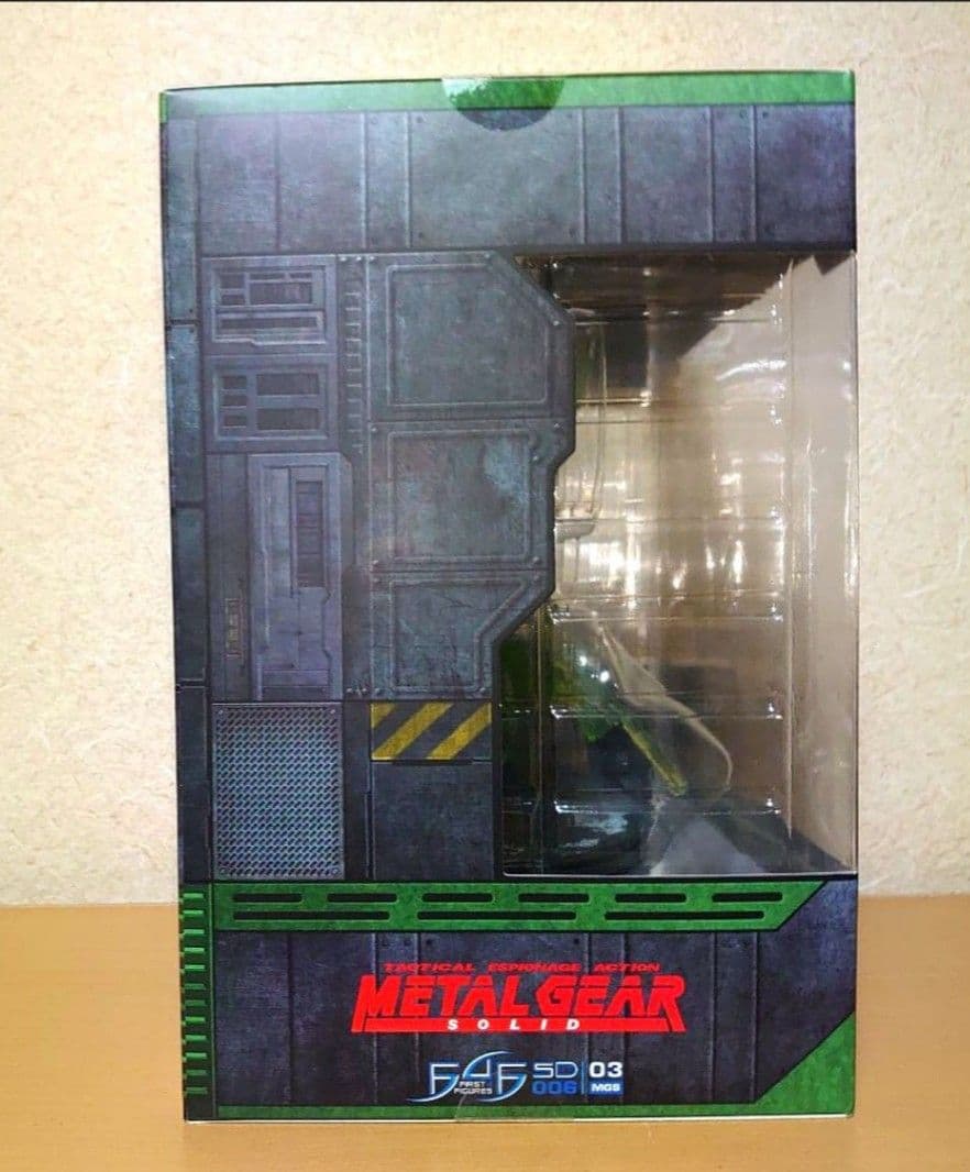 メタルギア ソリッド ソリッド・スネーク SD 8インチ スタチュー フィギュア