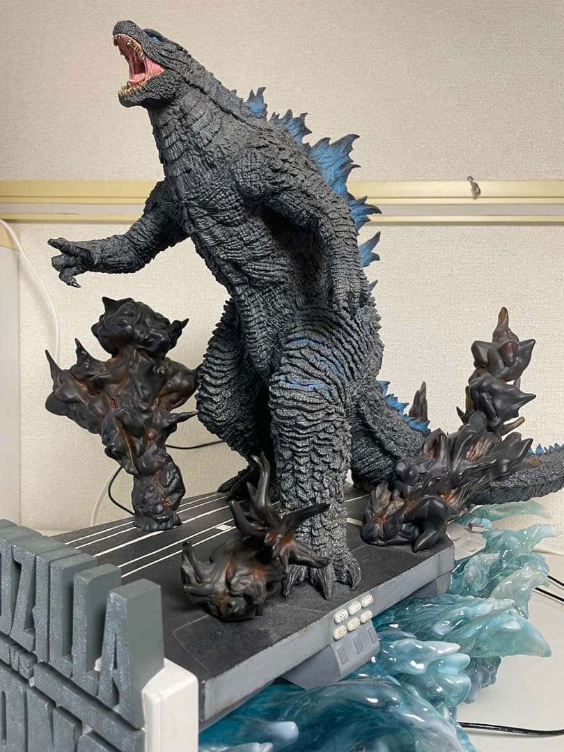 半額以下 ゴジラ2021 ワンダーフィギュア スタースペース 一部破損 外箱なし