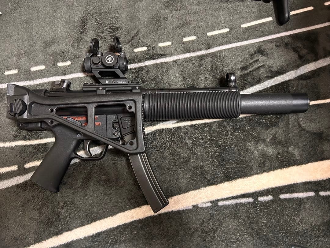 東京マルイ　次世代電動ガン MP5SD6