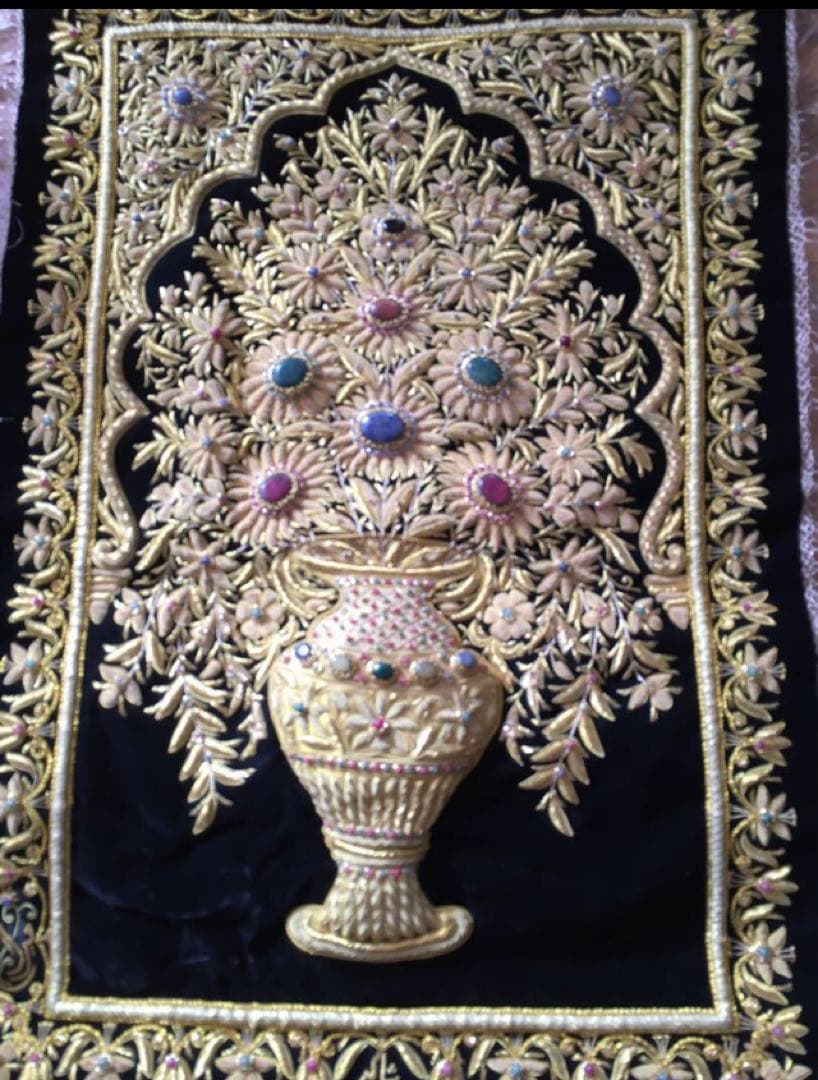 美品レア物タペストリー300個以上宝石と金糸刺繍絨毯 豪華一点物　ドバイ貴族