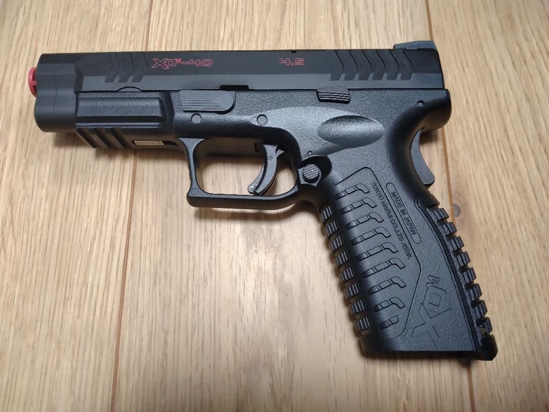 【最終値下げ】東京マルイ　ガスブローバックガン XDM-40　（刻印カスタム品）