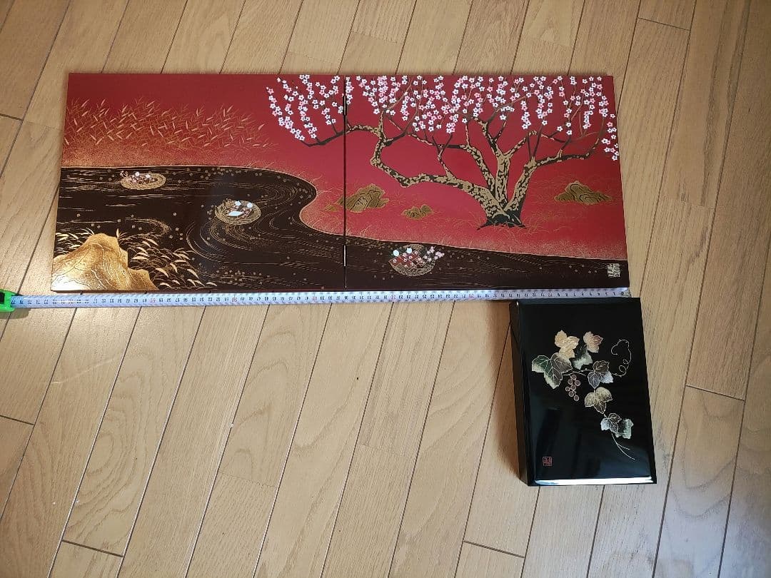 桜模様 漆器重箱 仕切り付き　2個セット売り