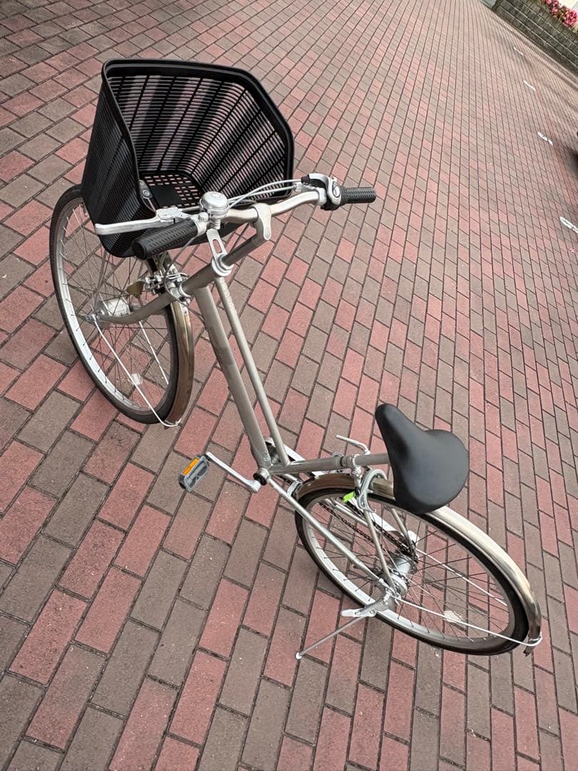 オートライト/3段変速付き軽快車(26㌅)お引き取りですが、配達も可能です。