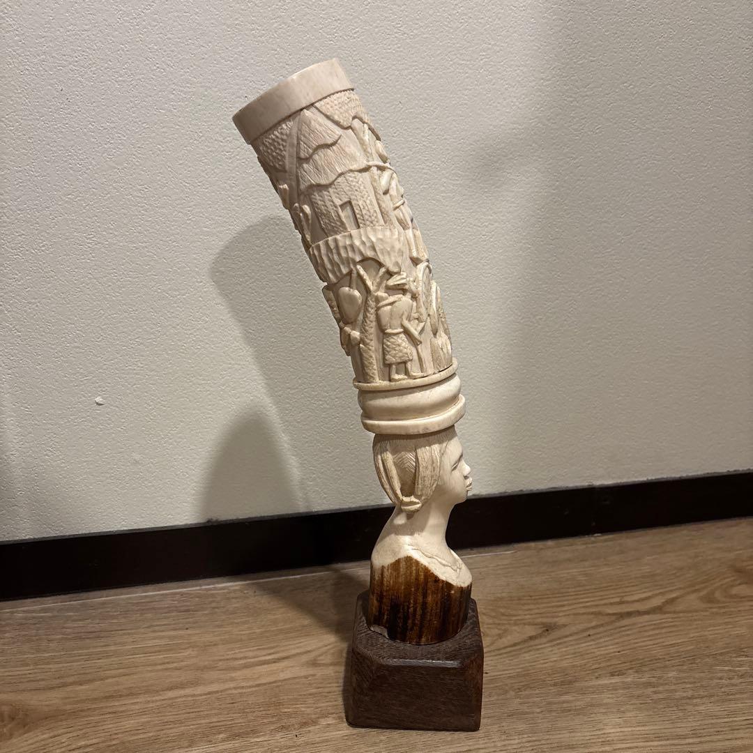 アフリカン アート 彫刻 木製ベース付き