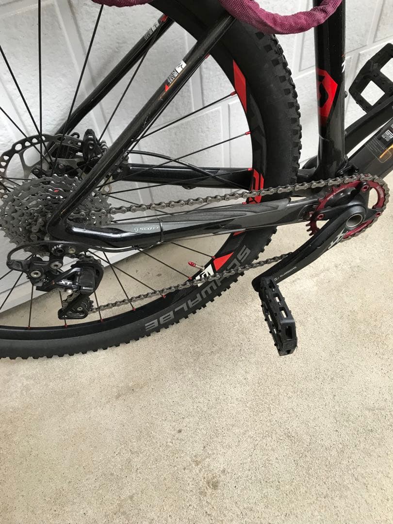 カーボンマウンテンバイク