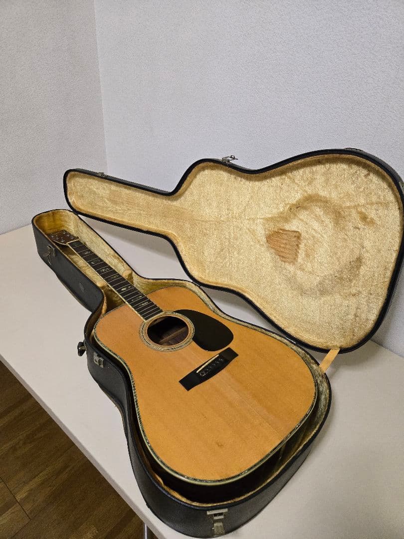 MORRIS W-40 アコースティックギター　ハードケース付き　ハカランダ