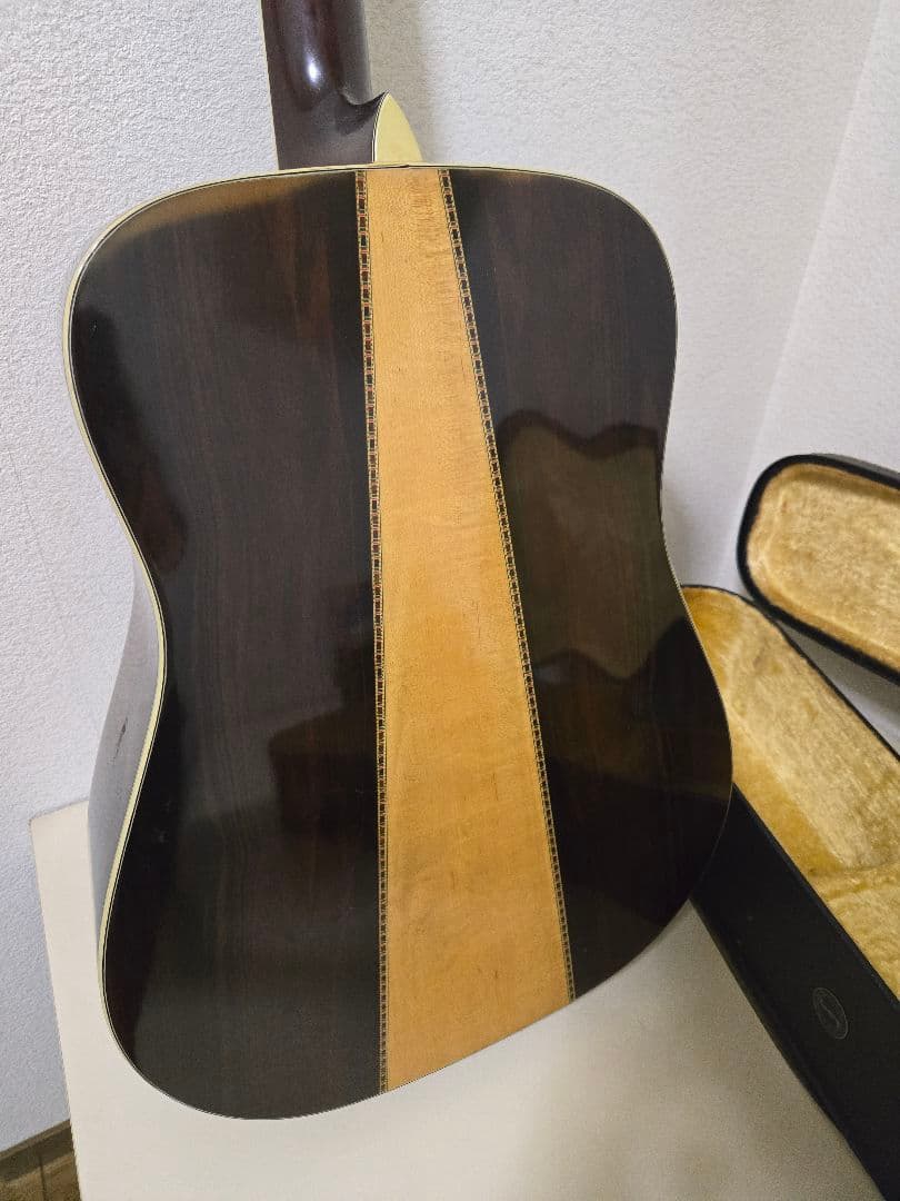 MORRIS W-40 アコースティックギター　ハードケース付き　ハカランダ