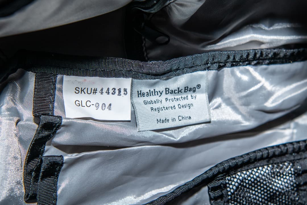 多ポケット 軽量 ボディバッグ／ワンショルダー 黒