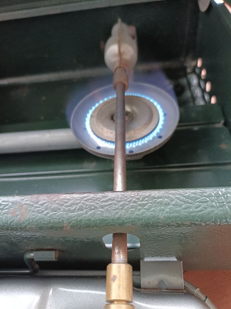 Coleman Compact Camp Stove 2バーナーコンロ