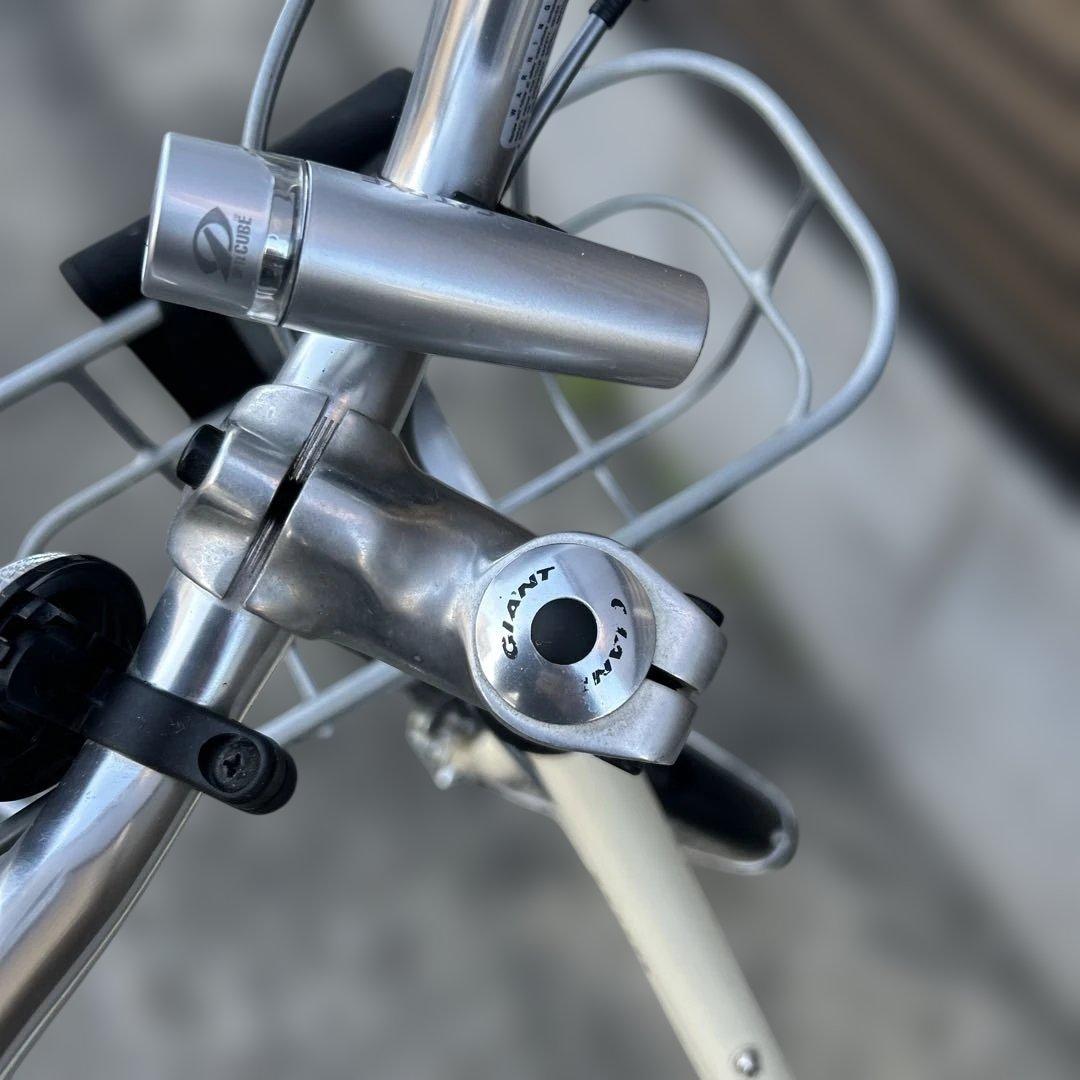 ミニベロ　GIANT ESCAPE MINI RS ジャイアント