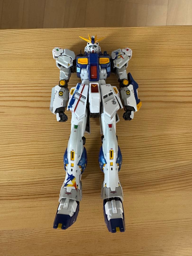 超合金 RX-93ff ν GUNDAM