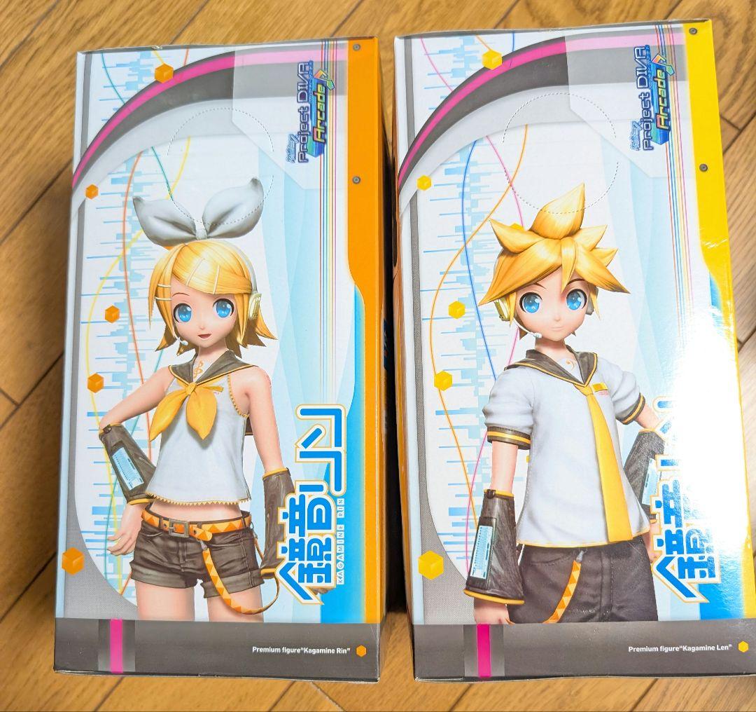 d*7様 プレミアムフィギュア　鏡音リン　鏡音レン