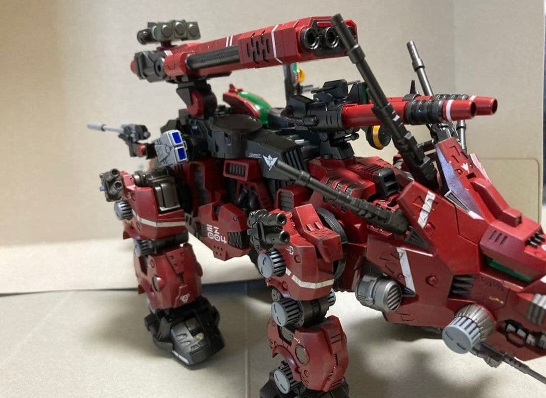ゾイド HMM レッドホーン 完成品