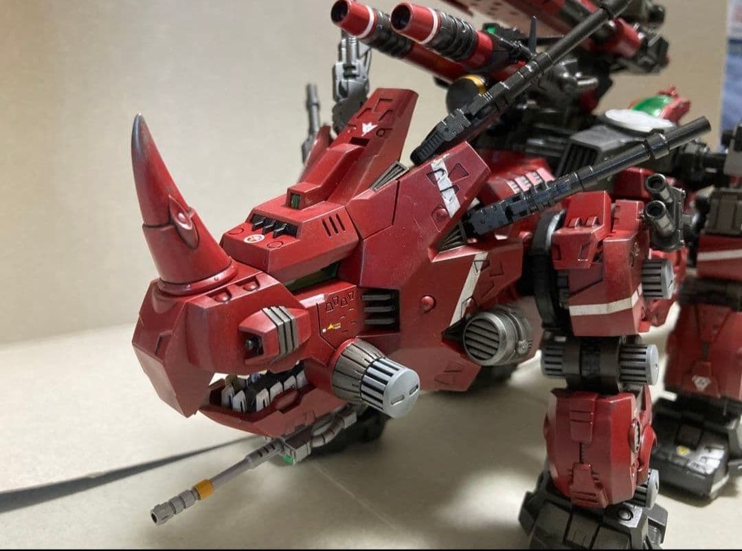 ゾイド HMM レッドホーン 完成品