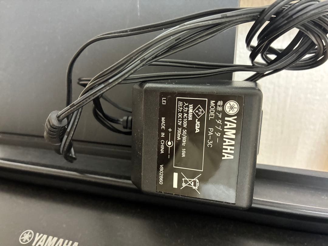 YAMAHA 電子ピアノ61鍵　専用スタンド付 piaggero NP11