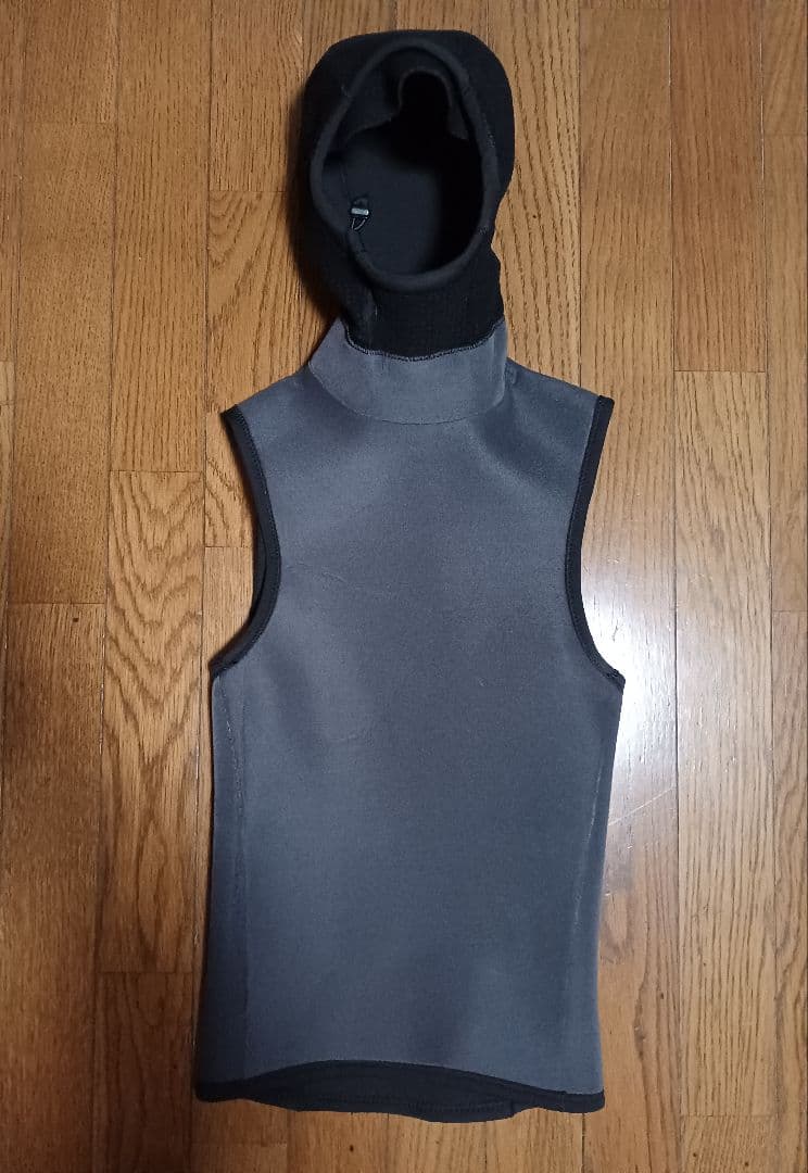 すぱむ　patagonia　パタゴニア　フード付きベスト　インナー　XS