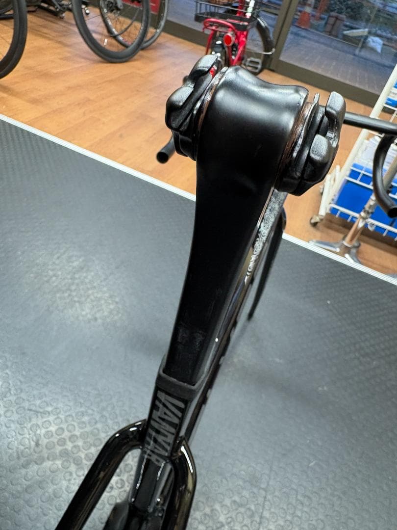 ELVES Vanyar Pro DISK フレームセット及び専用ハンドル付属