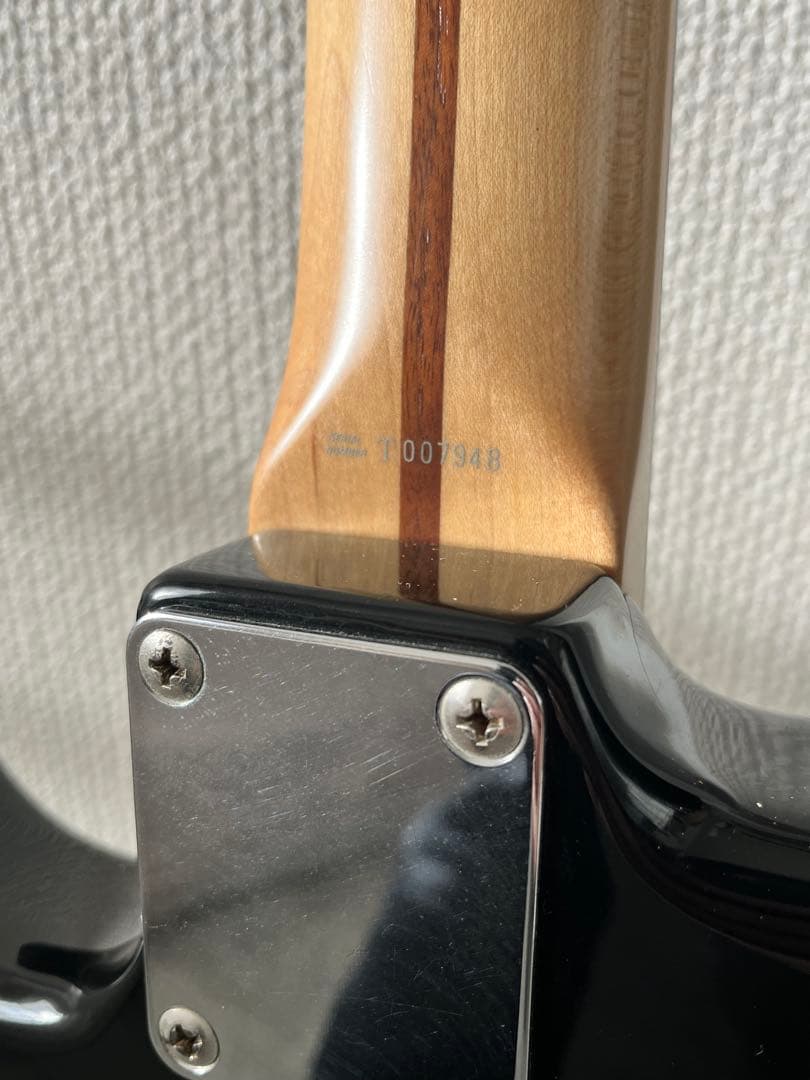 Fender Japan Stratocaster ブラック 簡易ケース付き