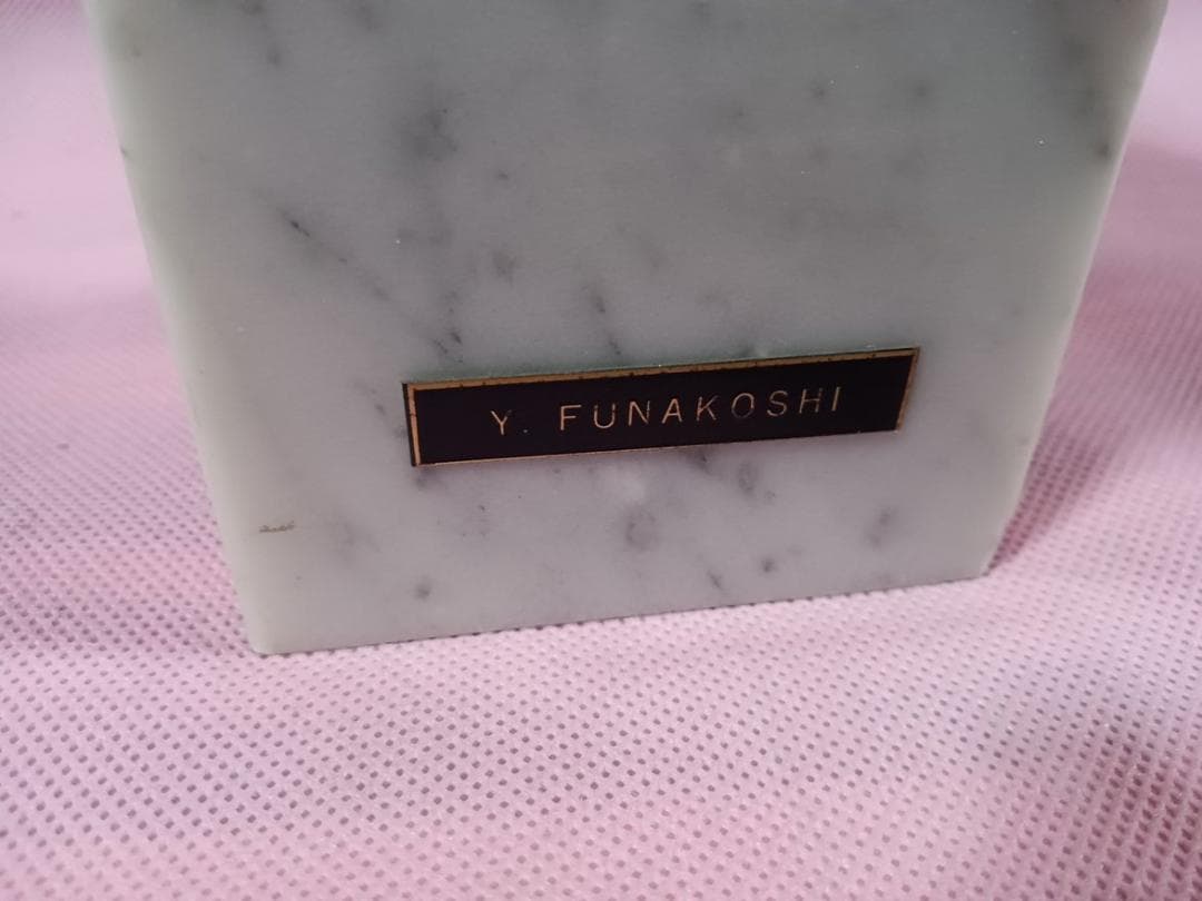 舟越保武作　ブロンズ像　””K嬢””　　美人像　高さ21センチ