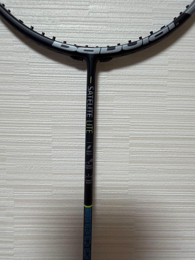 BabolaT satelite 6.5 バドミントンラケット 1本