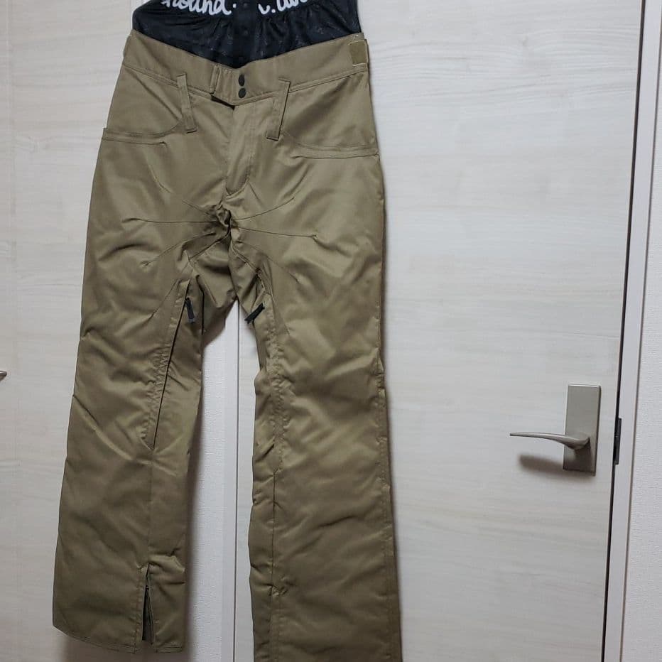 DESCENTE　スノーボードウェア Lサイズ