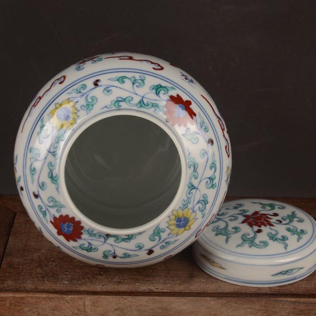 明成化手画斗彩鶏紋天字 缶茶壺 景徳鎮 陶磁器 装飾品 現代工芸品 美術品 置物