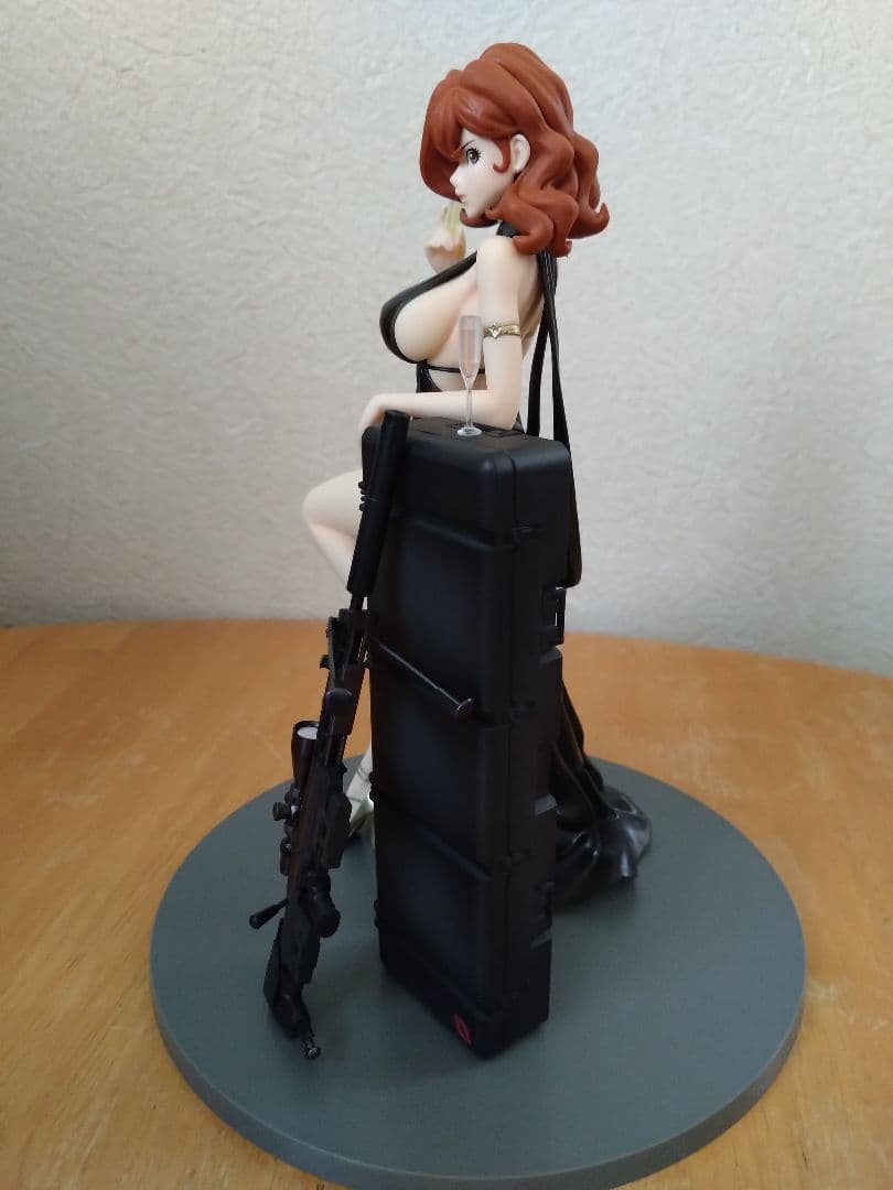 峰不二子フィギュア