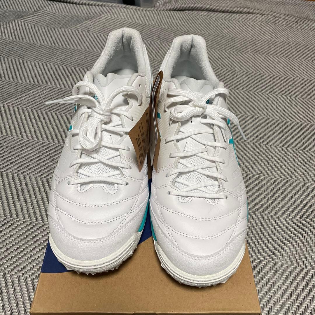 アシックス デスタッキ K FF TFトレーニングシューズトップモデル　27.5