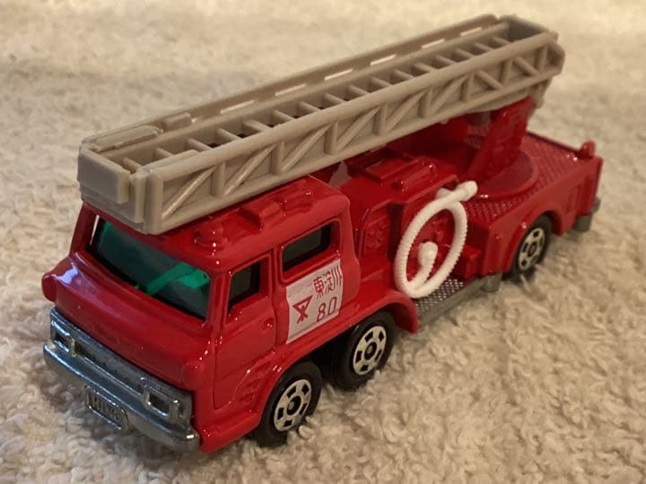 トミカ　NO.29 日野　ハシゴ消防車（東淀川）　日本製　スーパーギフト
