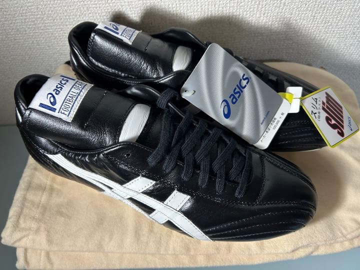 2002 25.5 アシックス サッカー TSI107